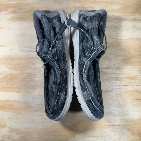 Hey Dude Wally Gray Camo Tweed  Shoes Men’s Size 8 - Picture 4 of 7